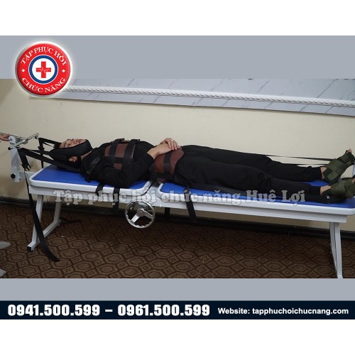 Giường kéo giãn cột sống cơ học